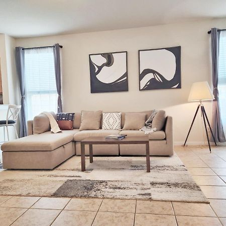 4 Bedroom Home Near Downtown Med Center Nrg Stadium Pearland Skyview Long By Ion Rentals Houston Exterior photo