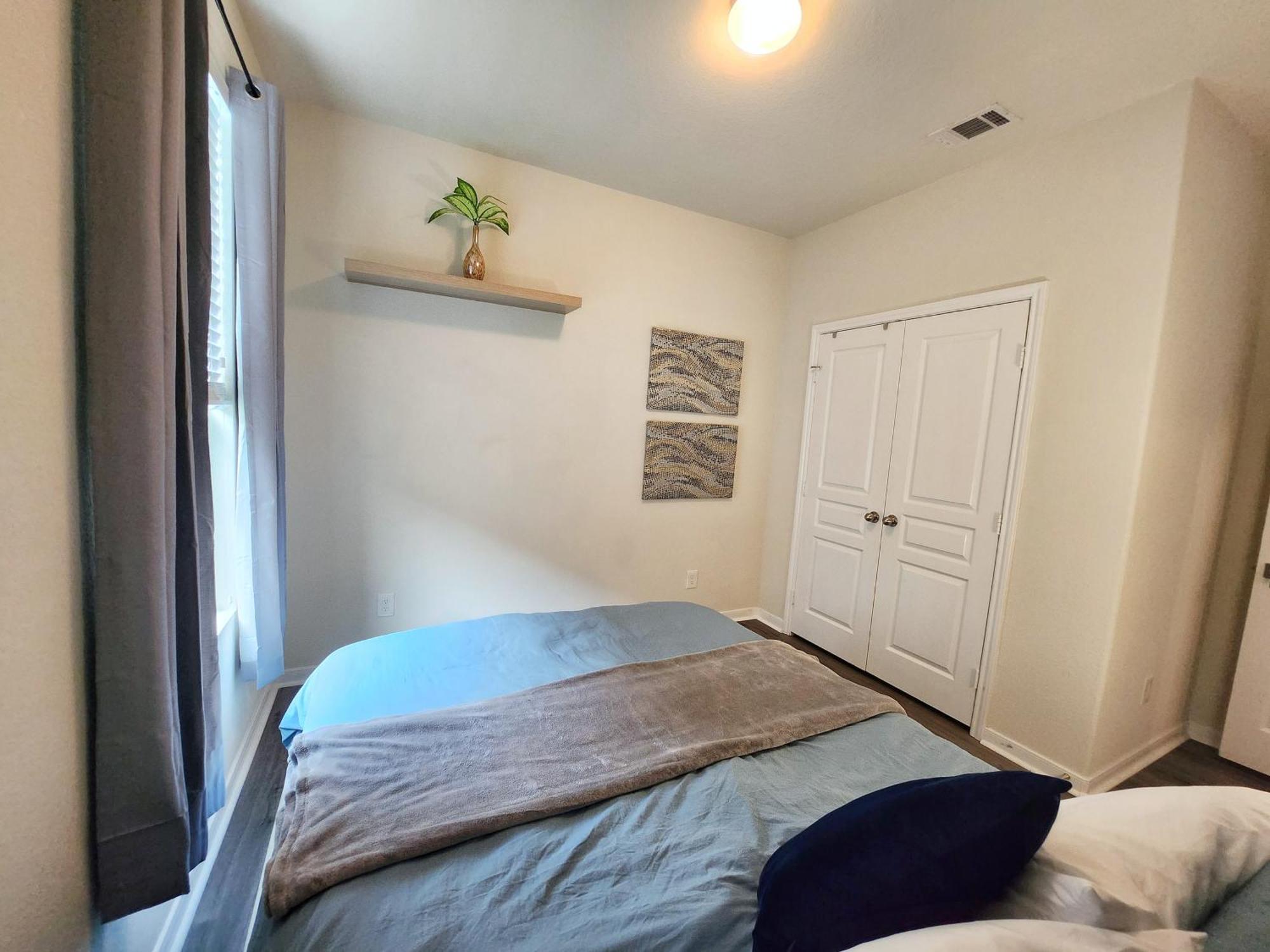 4 Bedroom Home Near Downtown Med Center Nrg Stadium Pearland Skyview Long By Ion Rentals Houston Exterior photo